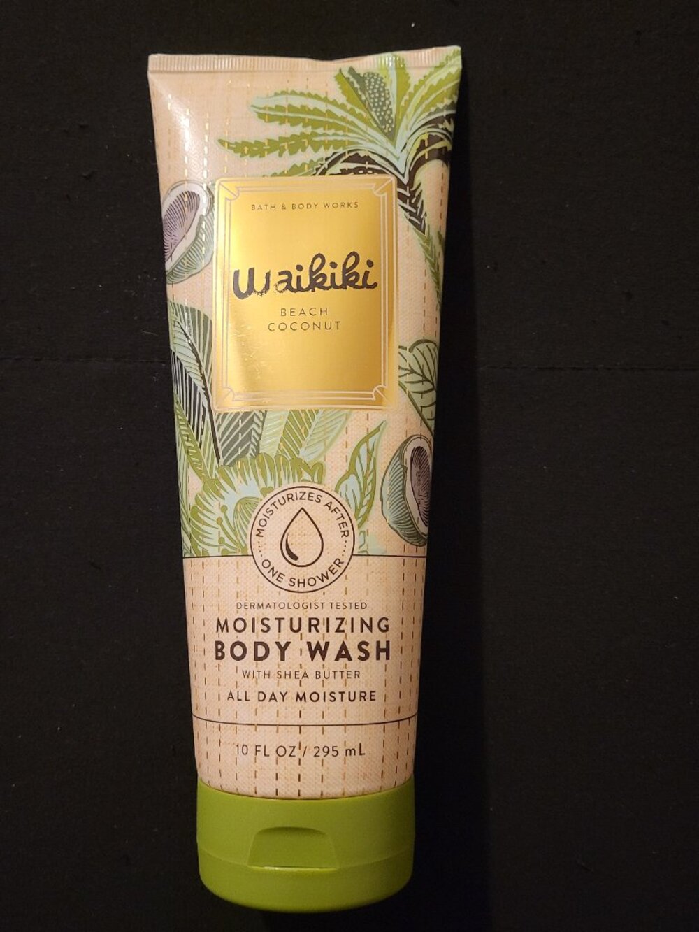 Bath and Body Works Waikiki Beach Coconut Moisturizing Body Wash